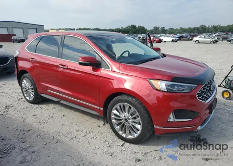 2022 Ford Edge Titanium z USA, uszkodzony, nr VIN 2FMPK4K93NBA40182
